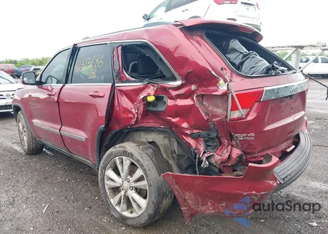 2013 Jeep Grand Cherokee Laredo z USA, uszkodzony, nr VIN 1C4RJFAG7DC626362